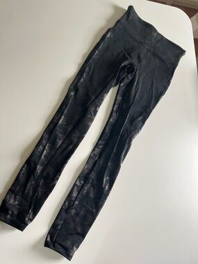 SPANX Black Leggings with Red Logo Tag